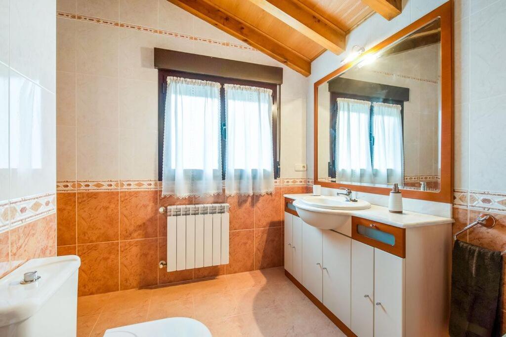 Magnifica Casa Con Jardin, Bbq E Hidromasaje Βίλα Leitza  Εξωτερικό φωτογραφία