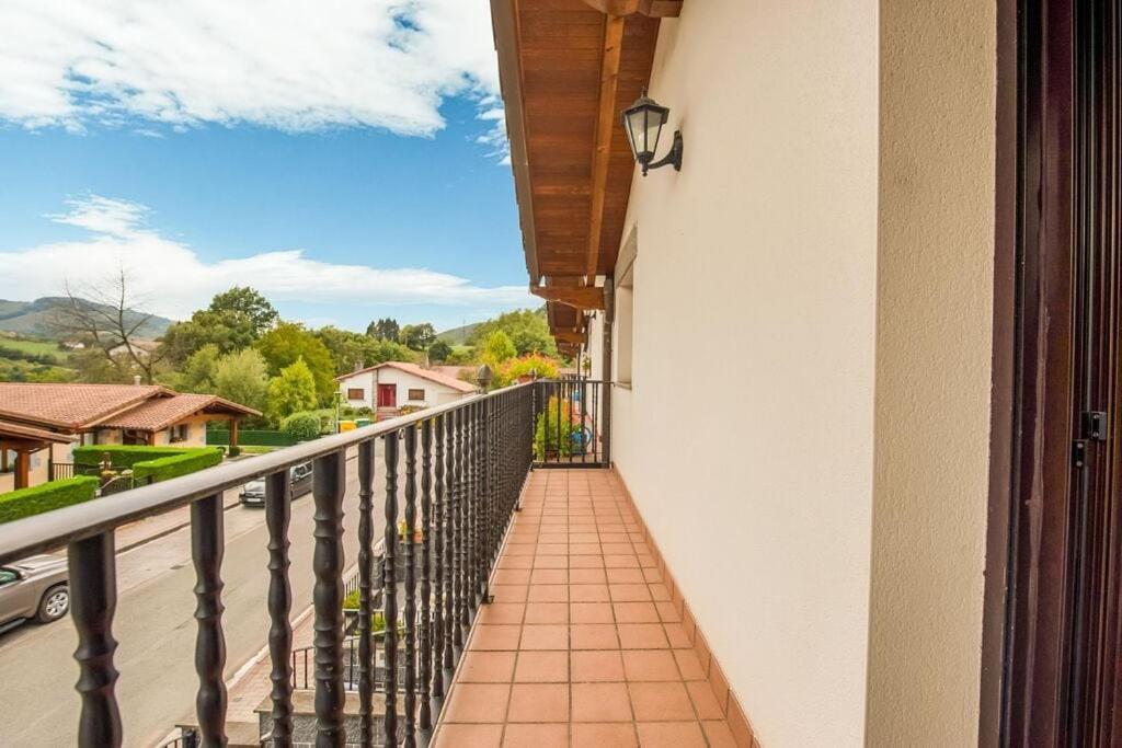 Magnifica Casa Con Jardin, Bbq E Hidromasaje Βίλα Leitza  Εξωτερικό φωτογραφία